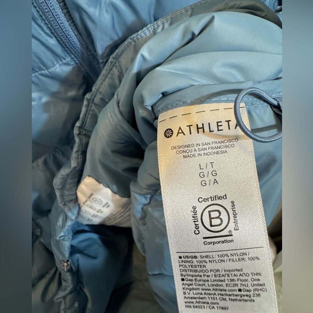 Athleta Aire Puffer Vest - Picture 7 of 13